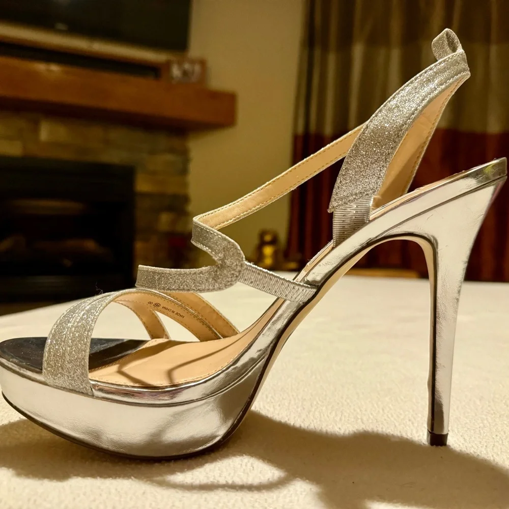 (9.5) Nina Wrapping Silver Glitter Strap 5” Platform Stiletto Sandals